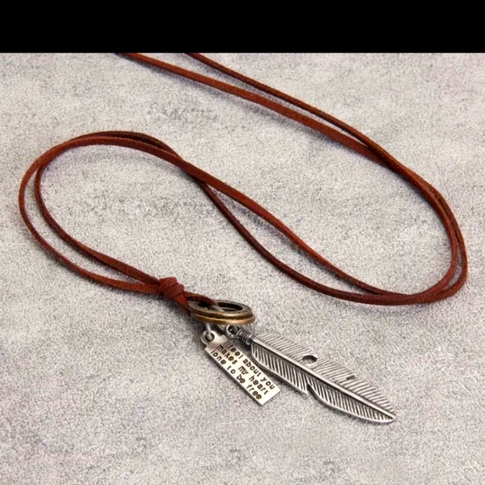 Fashion Feather Shape Alloy Pendant Necklace, Men And Women Long Necklace